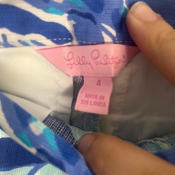 Lilly Pulitzer Ylang Ylang Love Scalloped Hem Side Zip Magnolia Shorts  size 4 - Picture 4 of 6